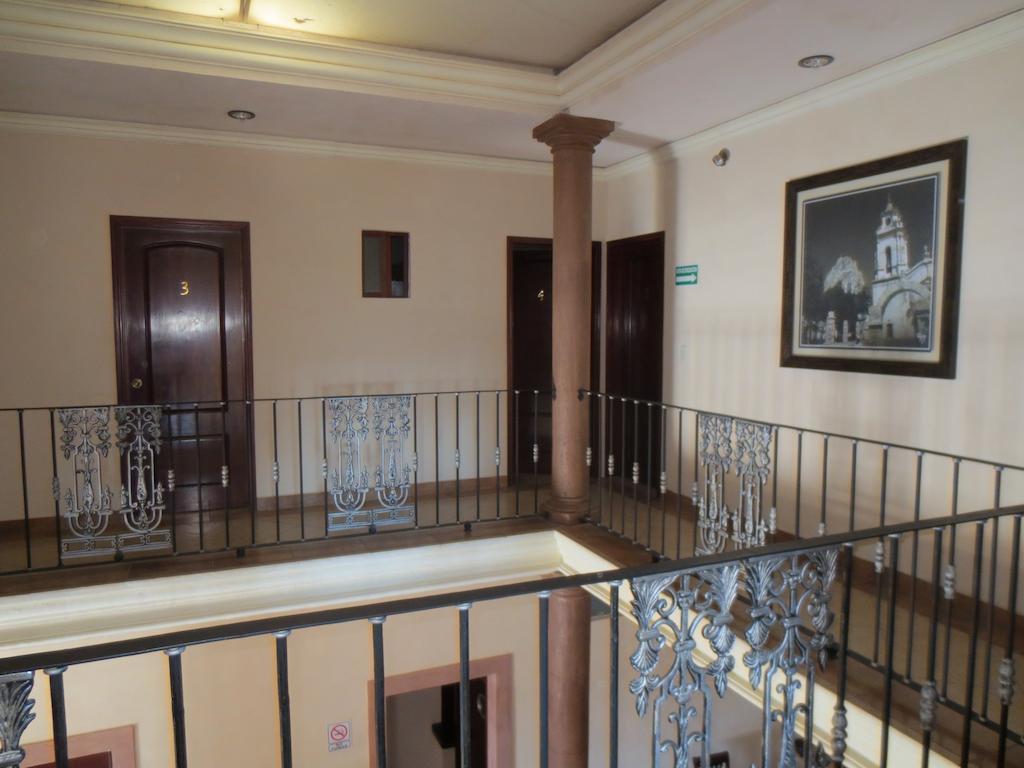 Casa Celia Hotel Restaurante 버날 외부 사진